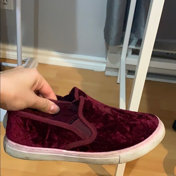 Velvet shoes - Picture 1 of 1